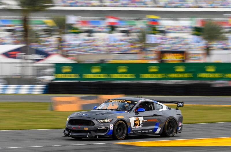 MustangDebutGT4_800 MustangDebutGT4_800