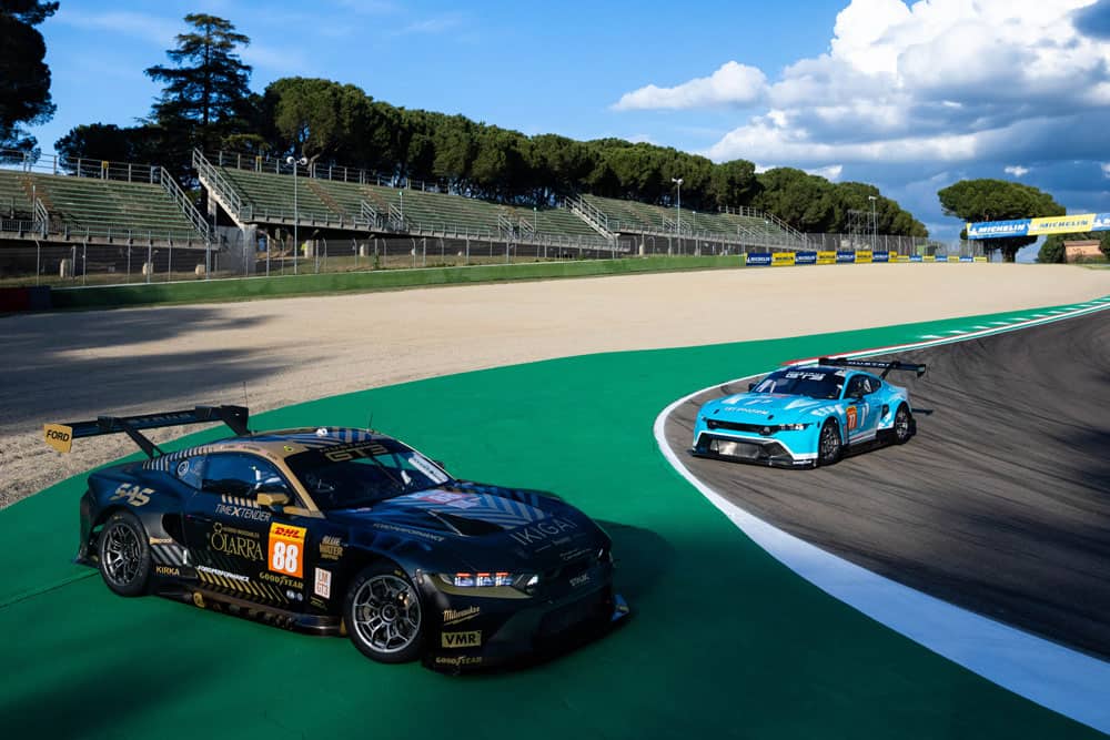 Mustang GT3 on the track