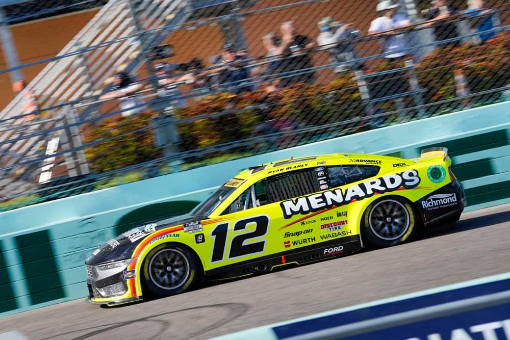 Blaney Mustang on the track at Homestead