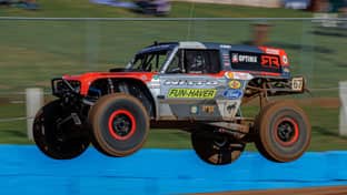 Bronco 4600 jumping