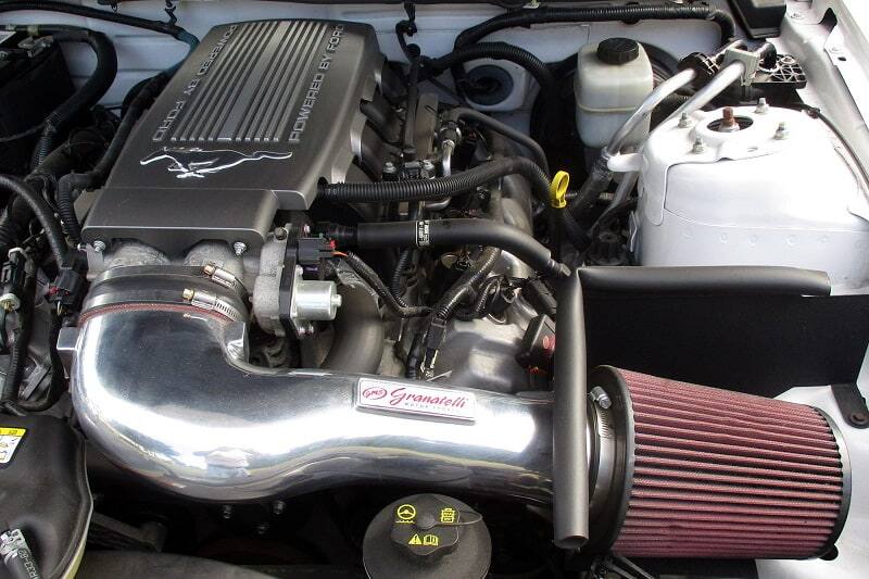 Photo of engine inside of 2007 Mustang GT/CS