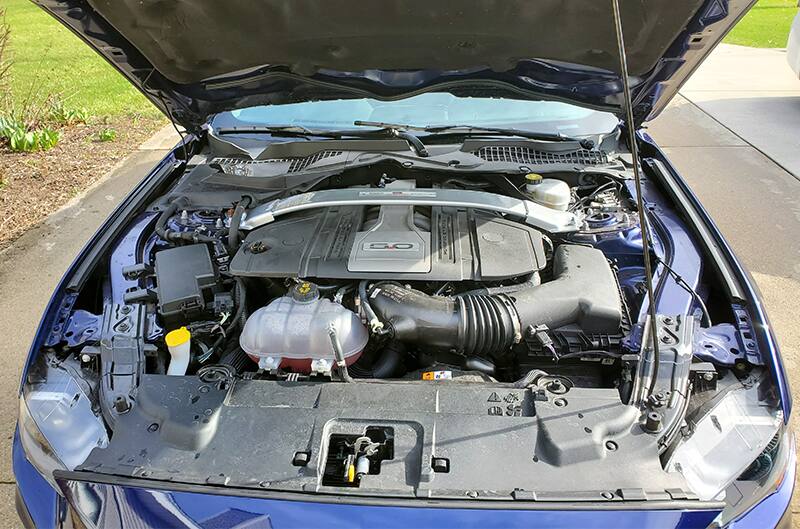 Engine bay photo of 2018 5.0L Mustang