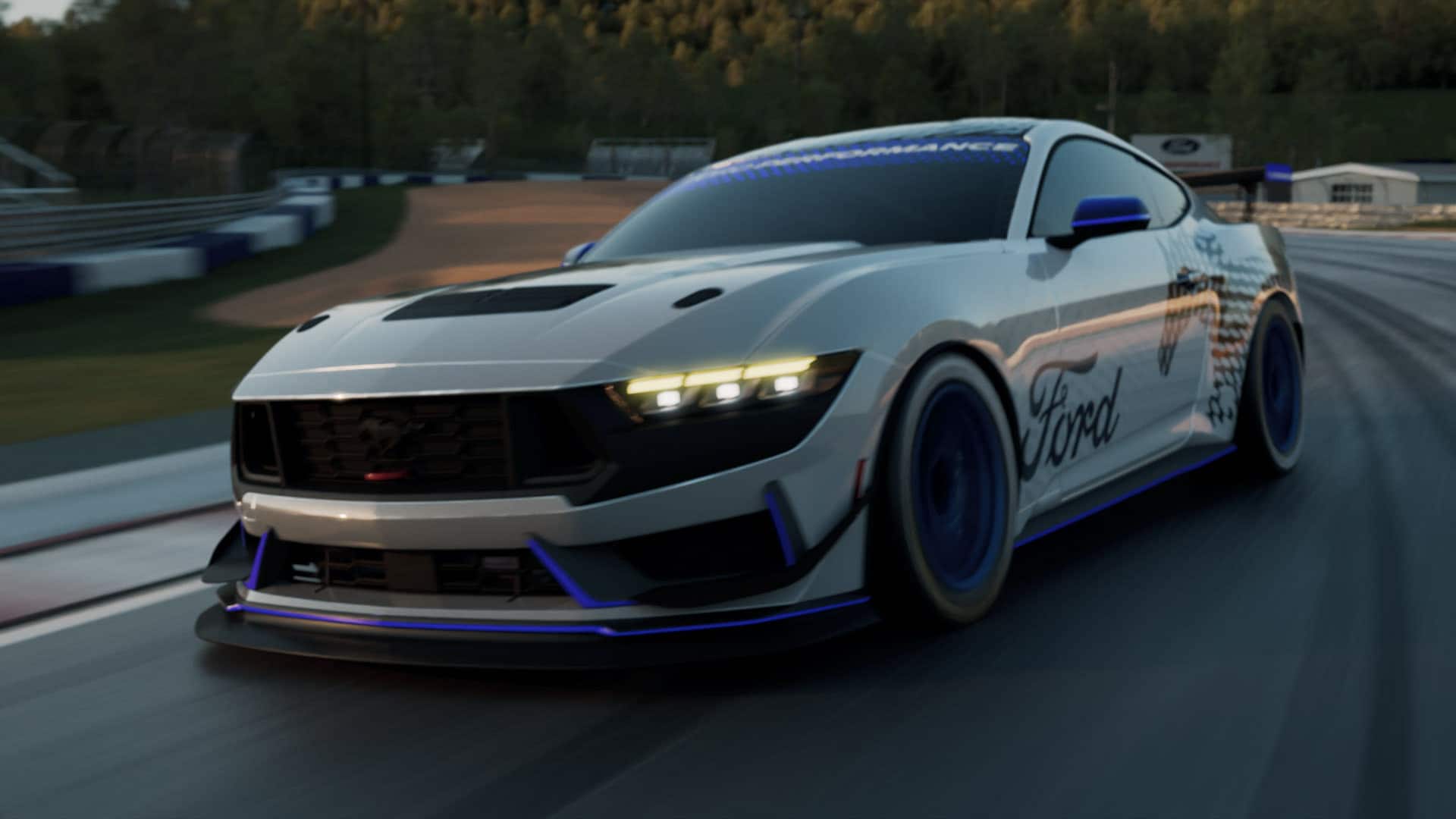 Mustang Gt4 on track