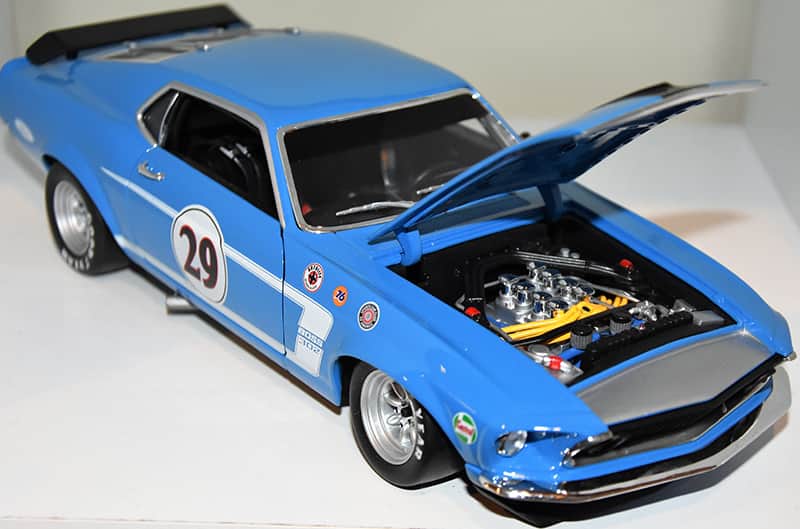 Grabber Blue 1970 Boss 302 Race Car model