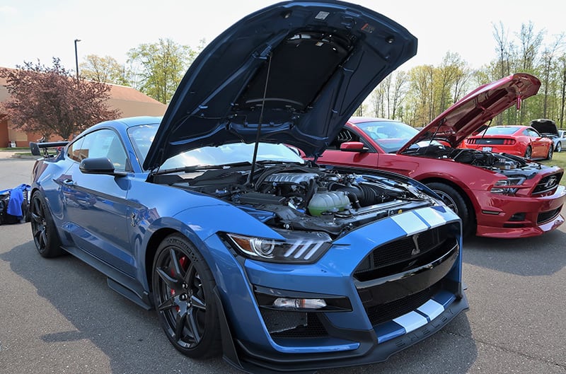 Blue S550 GT500 with silver stripes