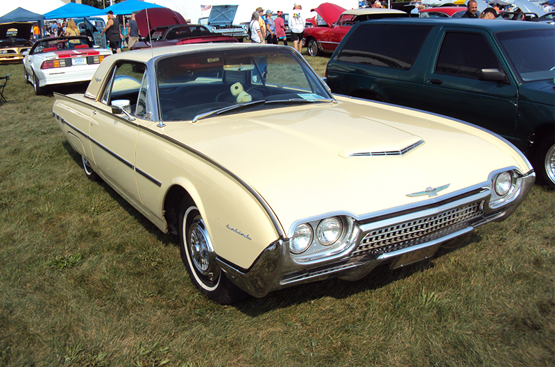 Ford Thunderbird