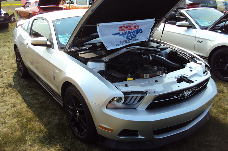 Silver V6 Mustang