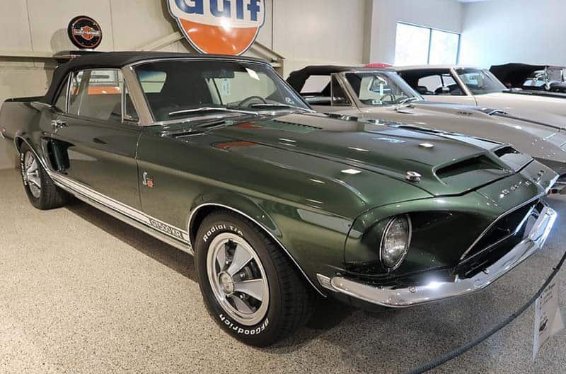 Green Shelby GT350 convertible mustang