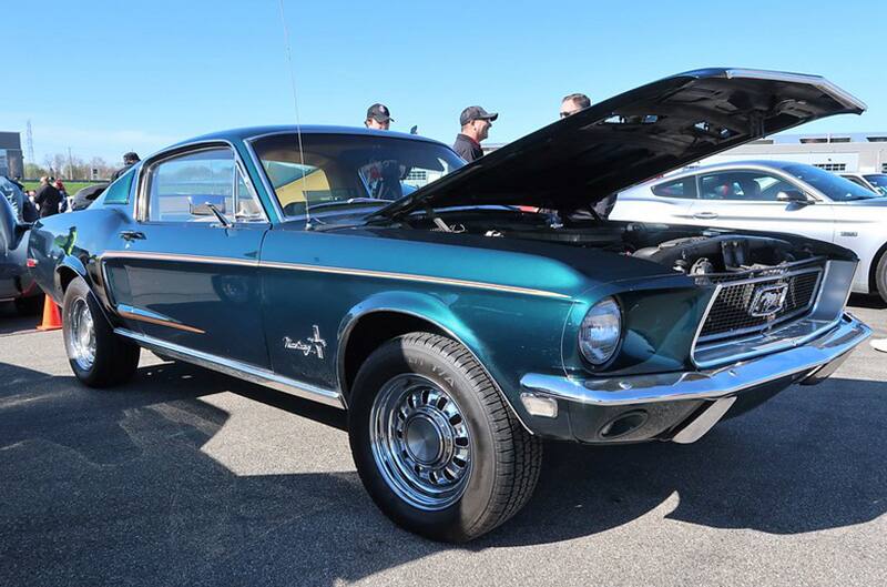 Teal Ford Mustang second gen
