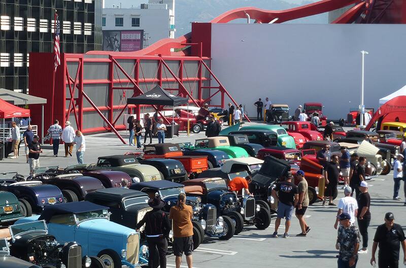 overview of top of parking garage at the petersen museum