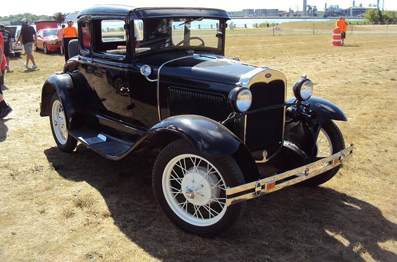Ford Model A in black