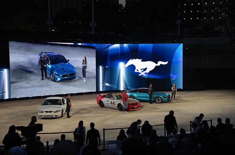 Fourth Fifth and sixth gen mustangs on stage