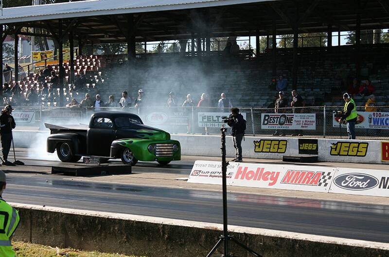 Ford F100 on drag strip