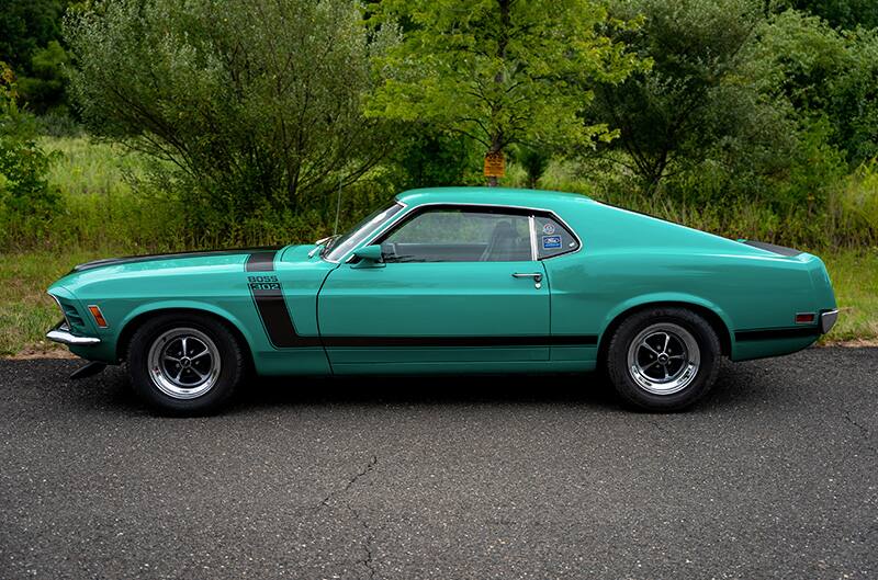 Grabber Green Boss 302 Mustang side shot