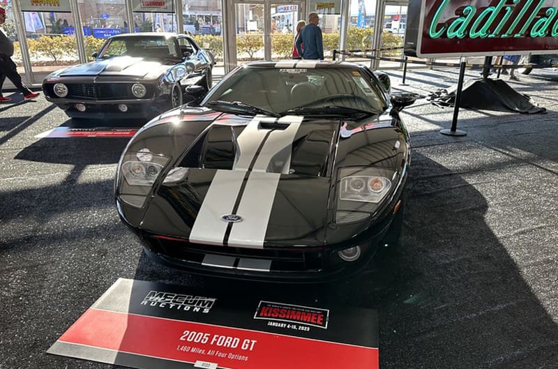 Black Ford GT with silver stripes
