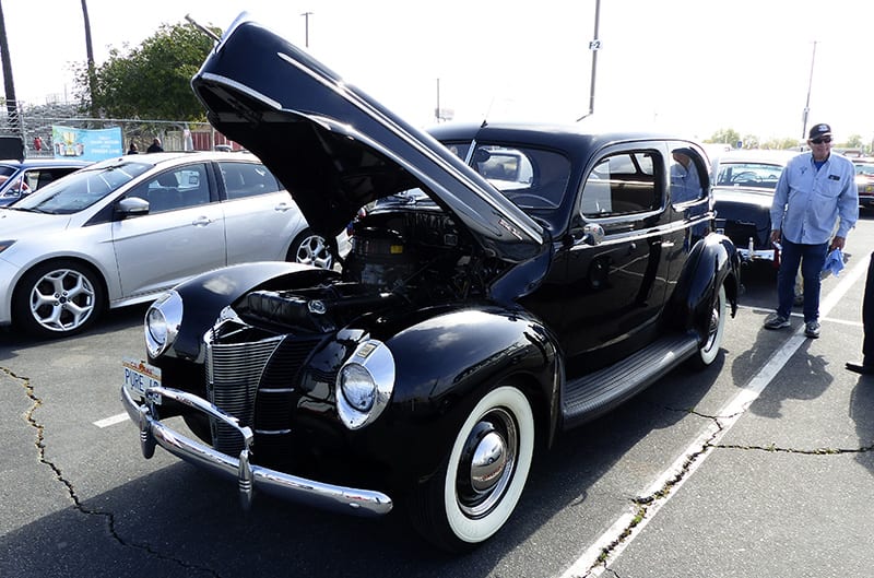 1940s ford in black