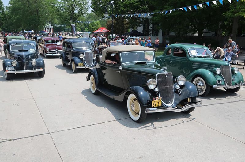 1940s ford parade