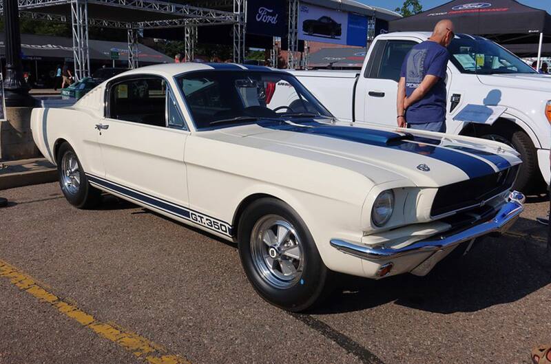 White Mustang with blue stripes shelby