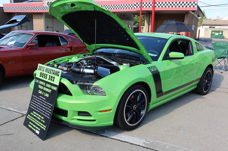 Green Boss 302 Mustang fifth generation