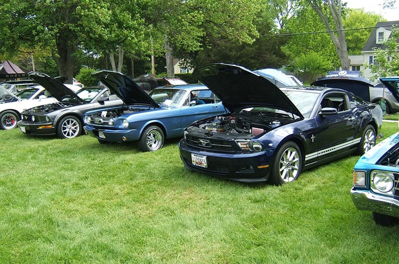 Overview of cars at show