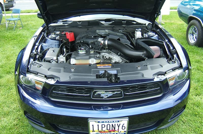 Engine bay of Mustang