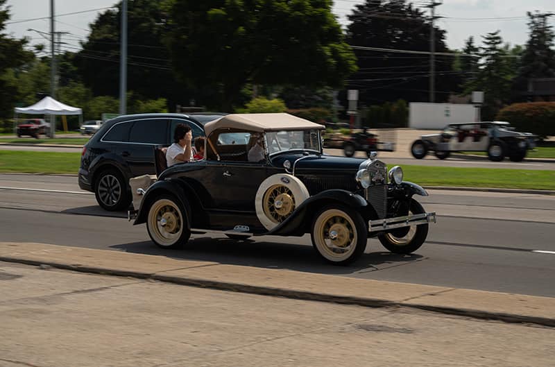 Ford Model T Driving on woodward