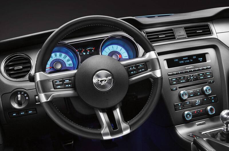 A look at the Mustang steering wheel