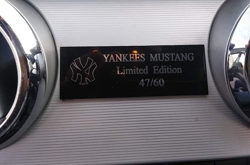 Yankee Mustang Interior dash plaque