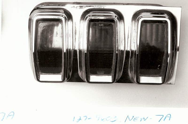 WE A LIGHT ON THE 3-ELEMENT 1966 MUSTANG TAIL LAMPS THAT NEVER HAPPENED