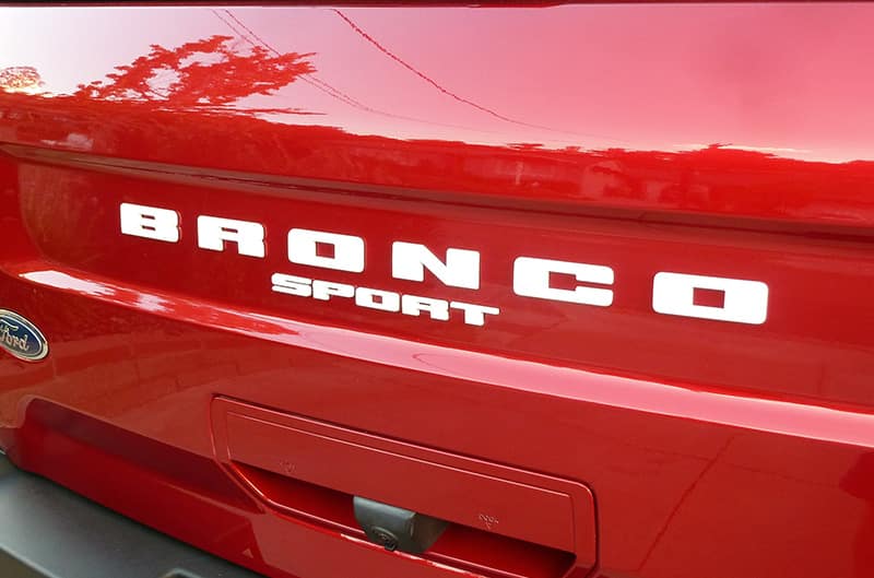 Rear bronco logo on tailgate