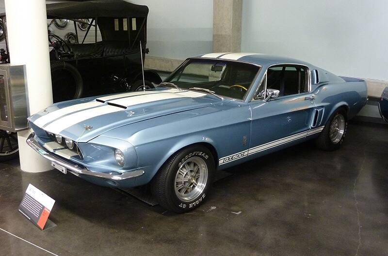 Shelby GT500 clone