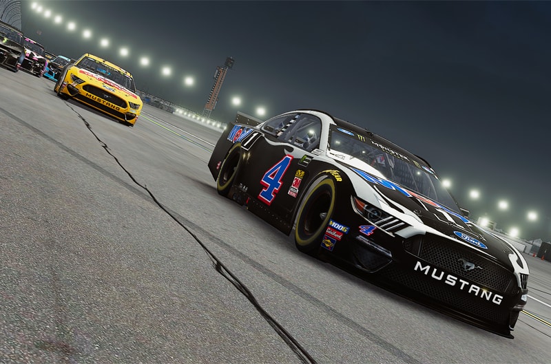 Kevin Harvick's number 4 car racing in NASCAR Heat 4