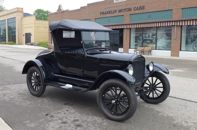 WE LEARN HOW TO DRIVE A MODEL T AND SOMEHOW LIVE TO TELL ABOUT IT