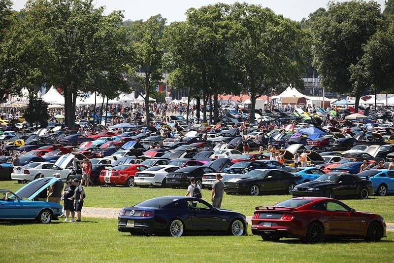 An overview of the vehicles and fans attending the American Muscle Show 
