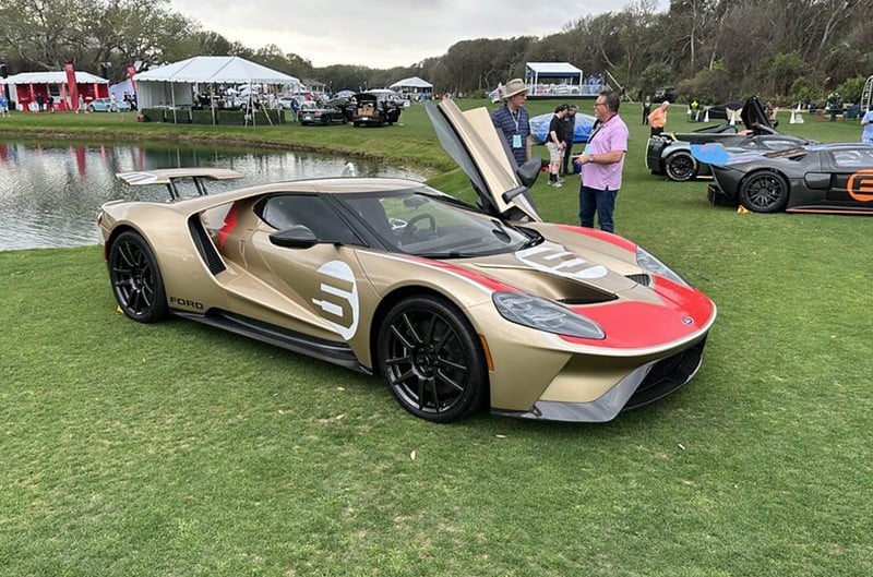 Ford GT Parked on golf course by pond