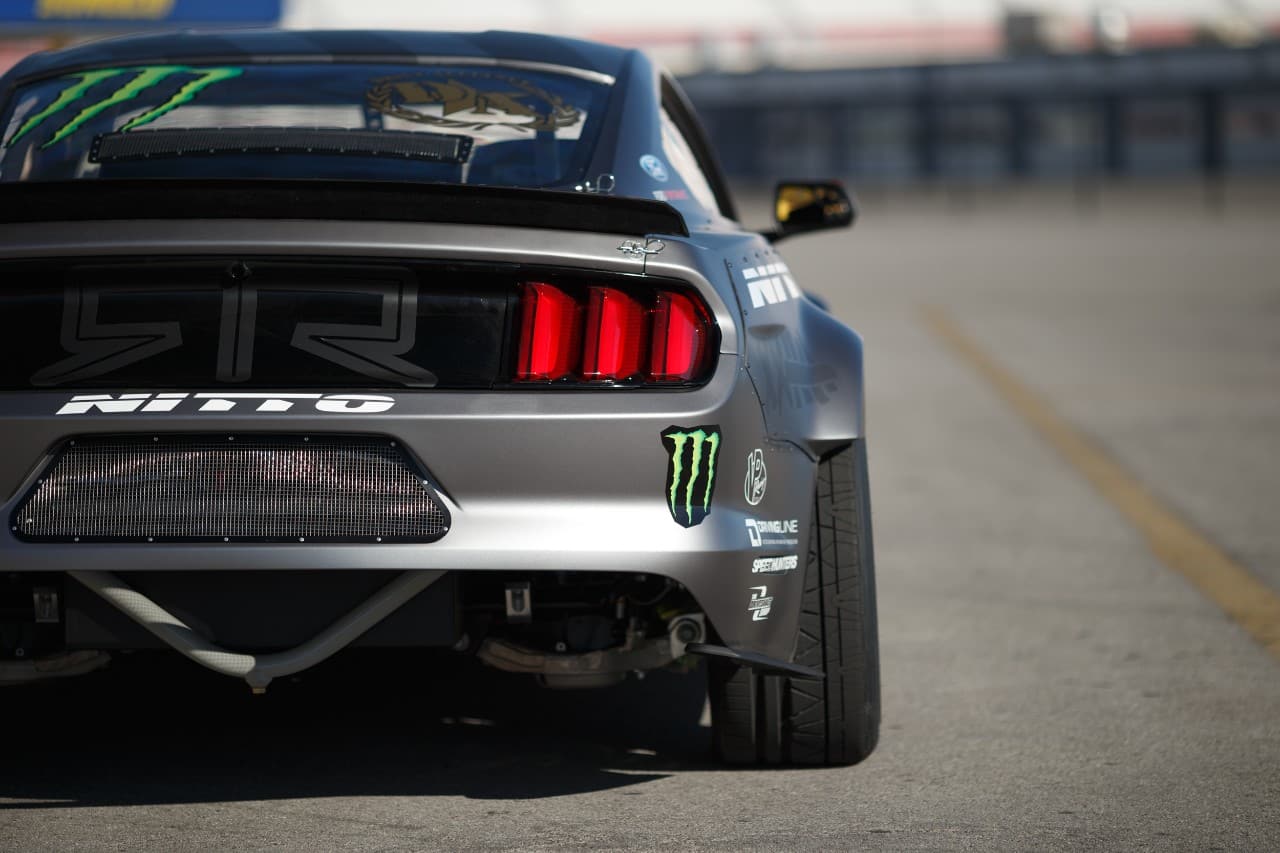 Gittin Shows Off New Competition 2016 Mustang Rtr Drift Car