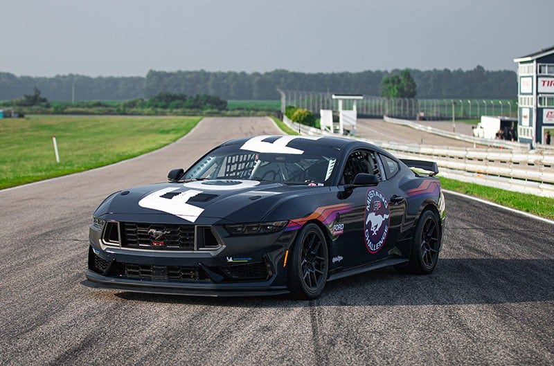Mustang Dark Horse R parked on track