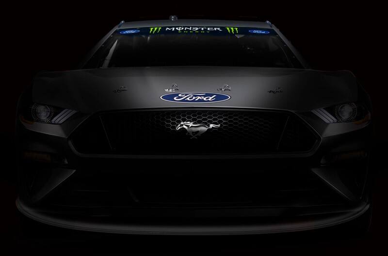 Mustang reveal_800x529 Mustang reveal_800x529