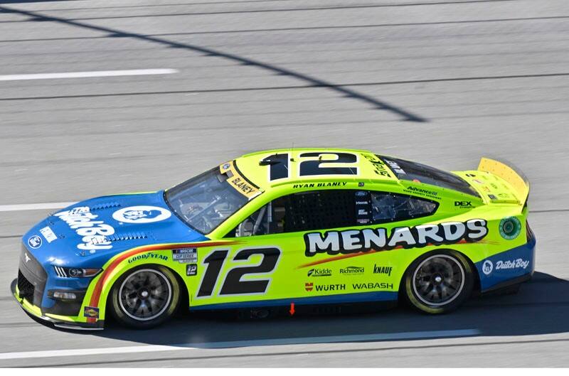 Blaney Mustang on the track